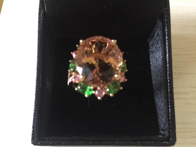 Vendo Anel em Ouro Rose, com Esmeraldas, Diamantes, Safiras e Morganita - Foto 4