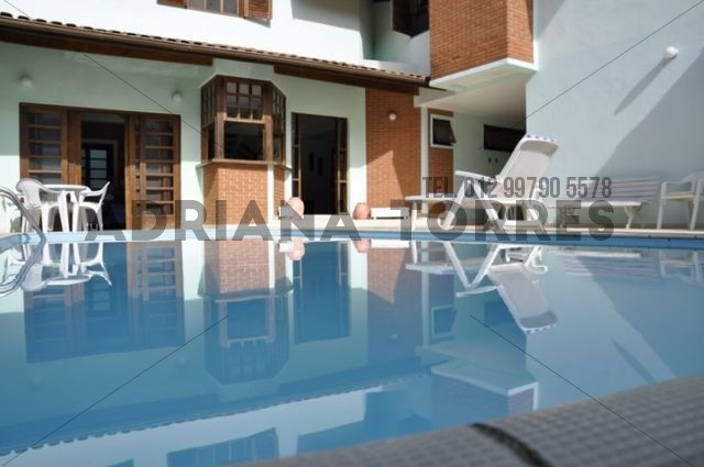 Lindo Sobrado na Praia do Lázaro em Ubatuba