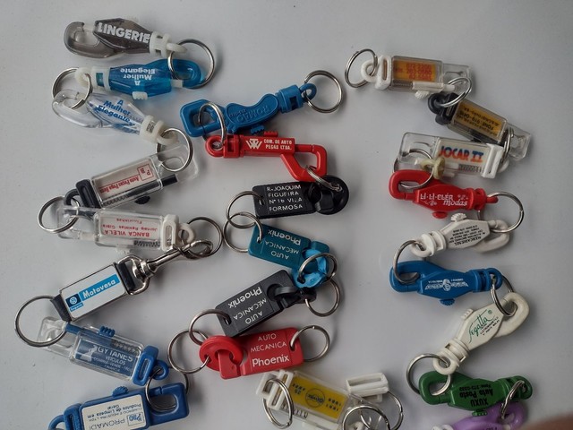 Lote chaveiros antigo 