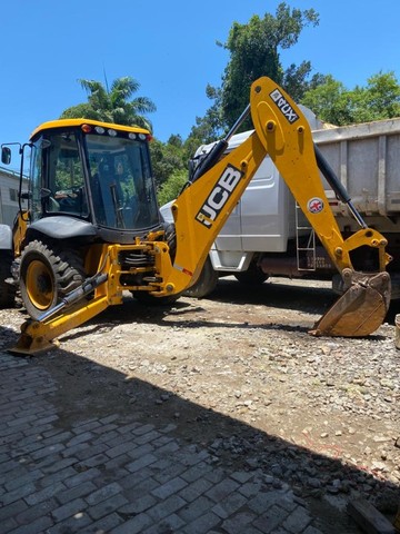 Retroescavadeira JCB 4CX Eco Turbo