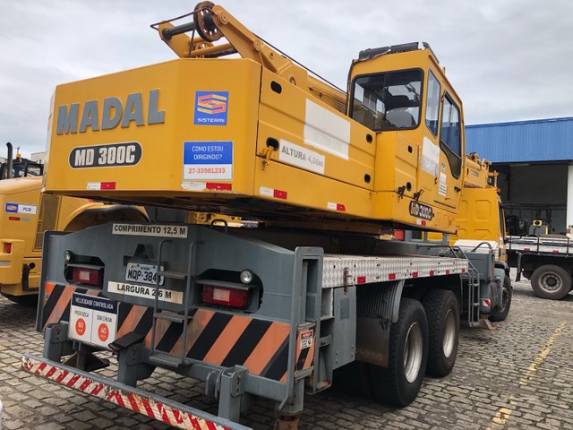 Guindaste Madal Md300C ano 2006 30T - Foto 5
