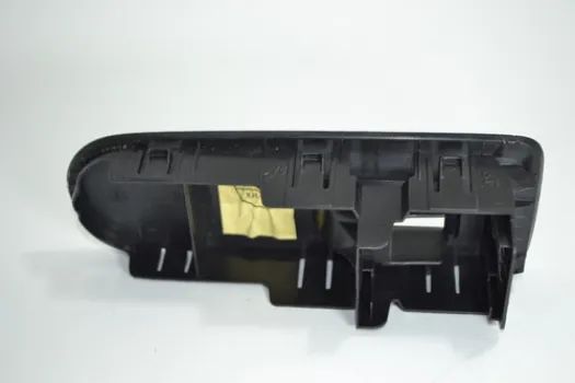 Moldura Botão Vidro Dianteiro Direito Vw Up 2014 2015 Origin - Foto 3