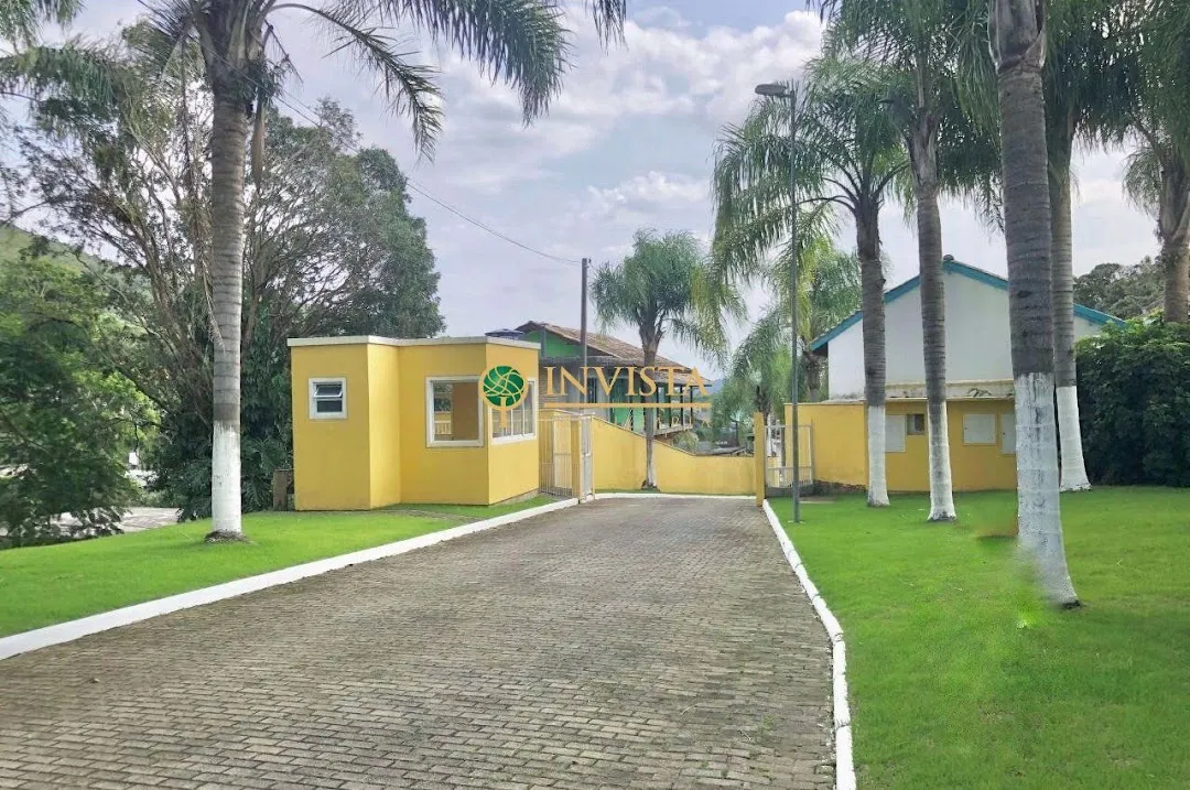 À venda | Terreno em condomínio fechado com 454 m² - Ratones, em Florianópolis.