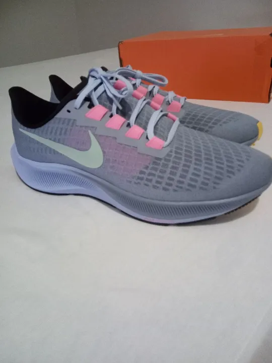 Tênis Nike Air Zoom Pegasus 37 - Tamanho 42 - Masculino