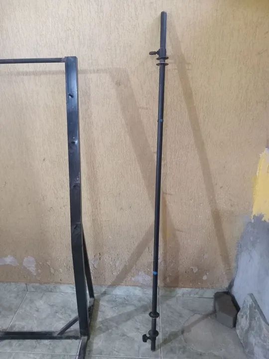 Vendo equipamentos e anilhas de academia,  treine em casa