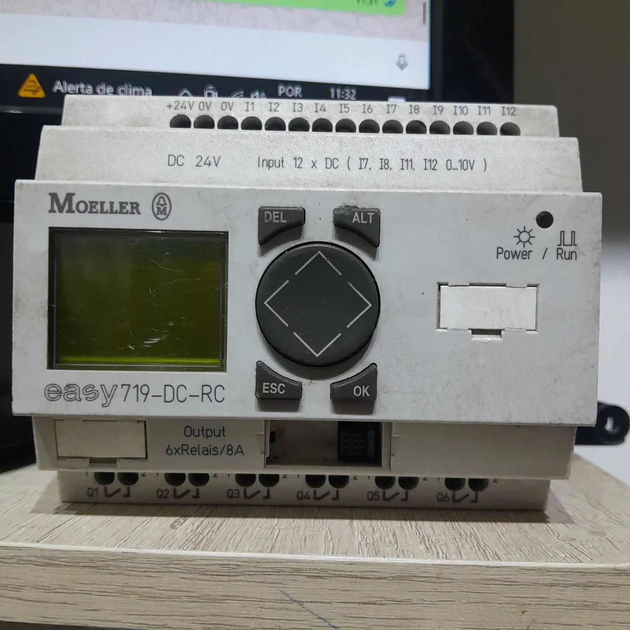 CLP Moeller micro 12 entradas digitais  4 analógica 6 saidas relé 