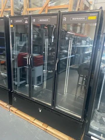 Expositor auto-serviço 03 portas - Refrimate 