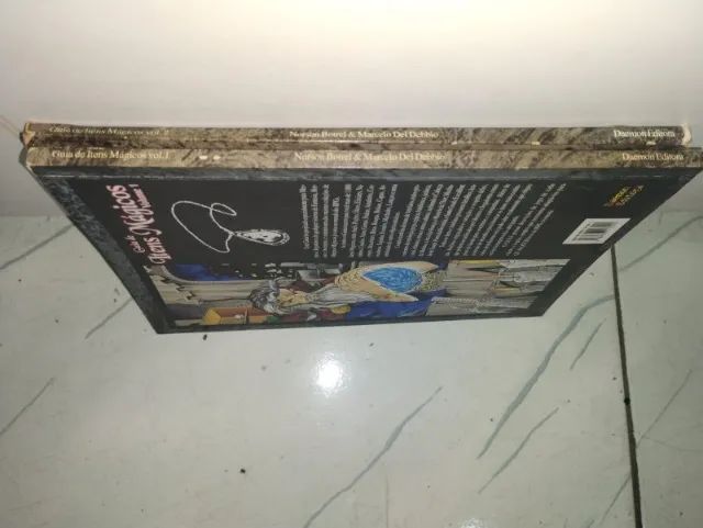 Guia dos Itens Mágicos Volume 1 e 2 - Foto 3