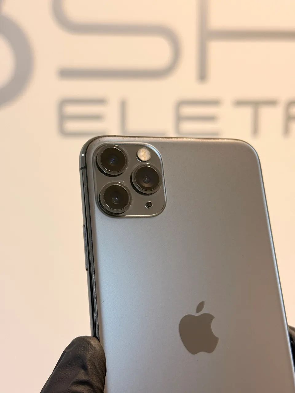 iPhone 11 Pro Max 256gb - Cinza - Celulares e Smartphones