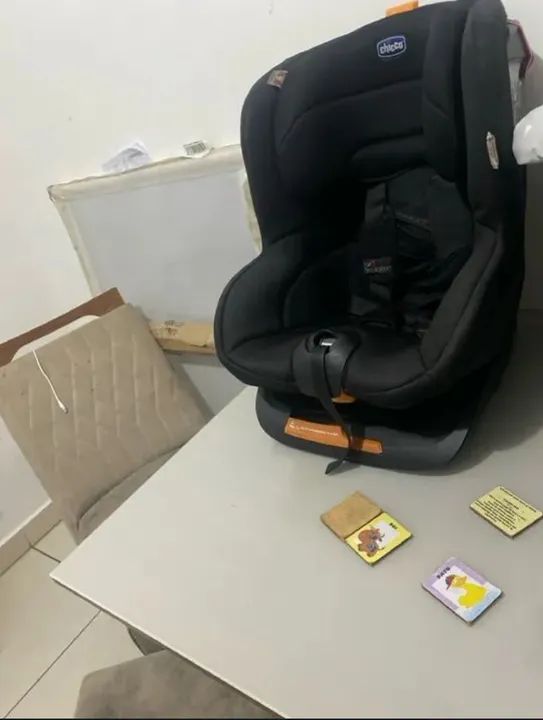 Vendo ou troco cadeira automóvel Chico - Foto 3
