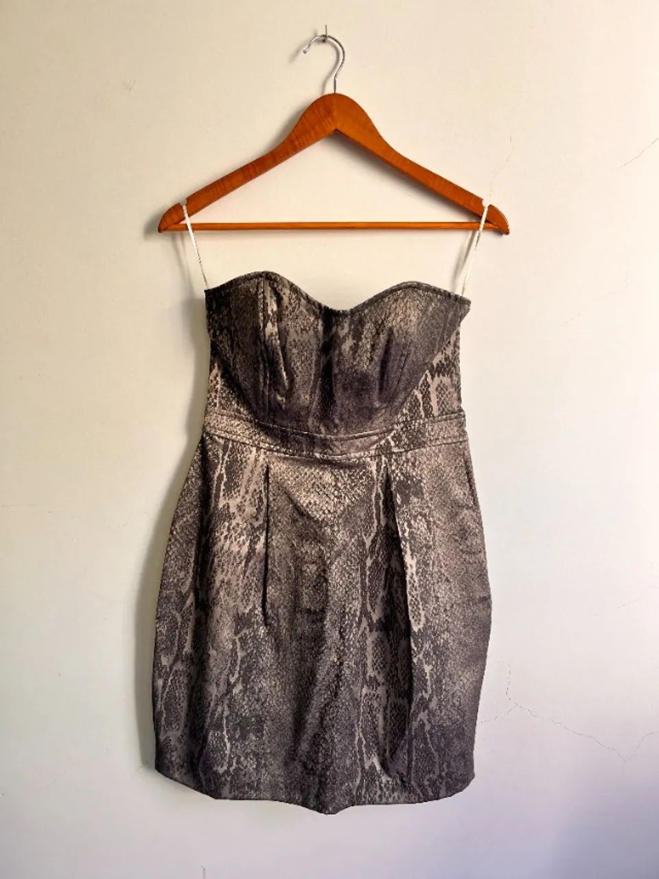 Vestido tomara que caia da Colcci