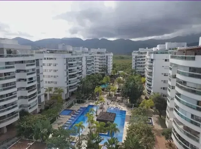Imóvel para venda com 200 metros quadrados com 4 quartos 2 suites lazer total proprio e co