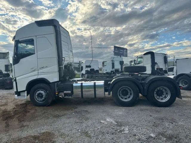 Volvo FH 540 6x4 Globetrotter i-Shift ano 2020 - Foto 10