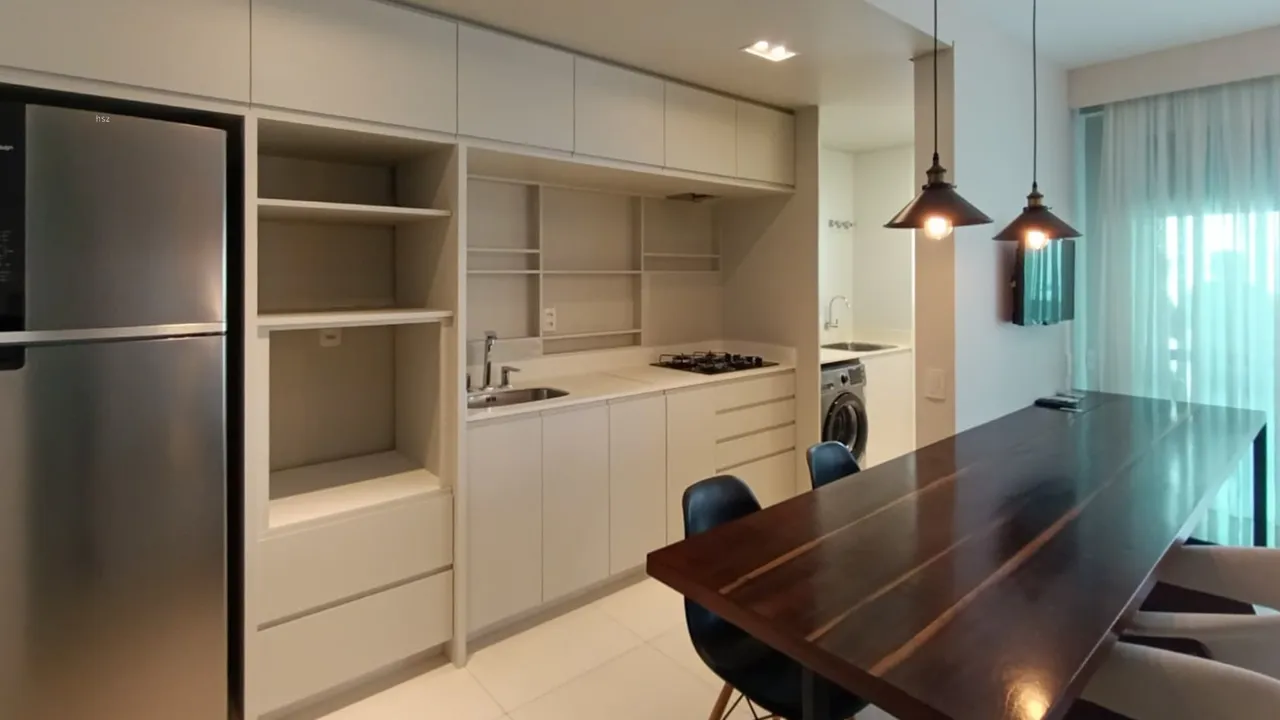 Stúdio com 53 m² privativo, próximo Beira Mar - Florianópolis - SC