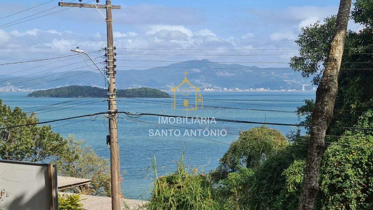 Área com Vista Espetacular para a Baia Norte