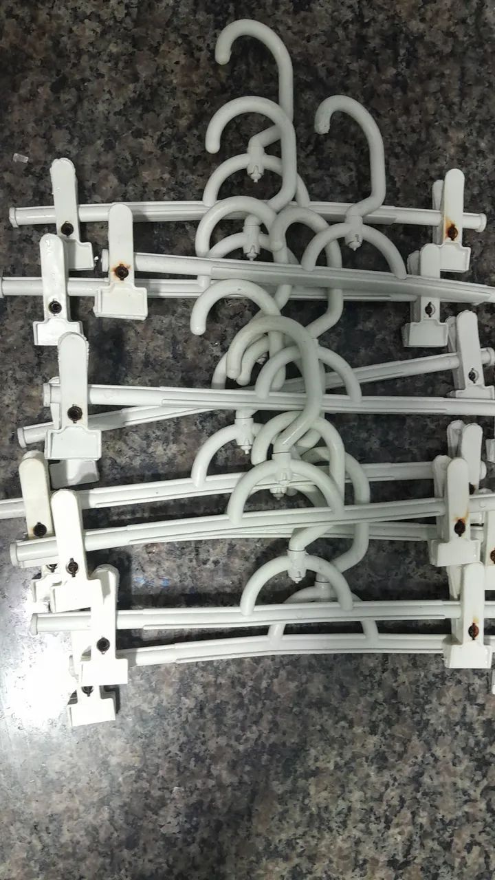 Vendo cabides variação de modelo. - Foto 5
