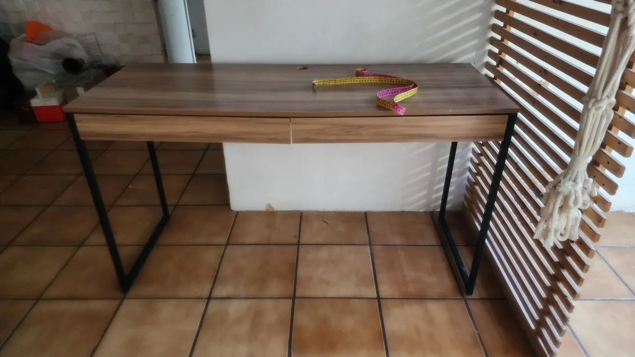 Mesa de Escritório 2 gavetas
