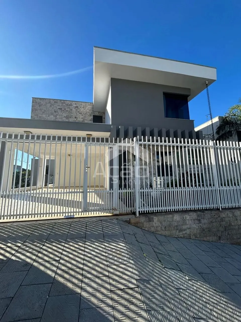 Imóvel para aluguel com 350 metros quadrados com 5 quartos em Ariribá - Balneário Camboriú