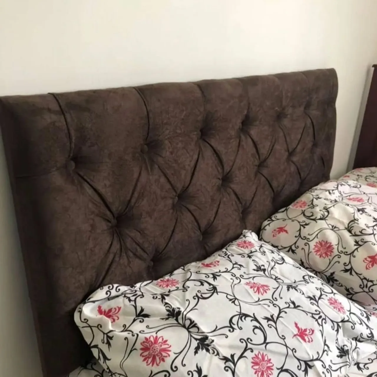 Cabeceira de Cama Casal em Suede Marrom
