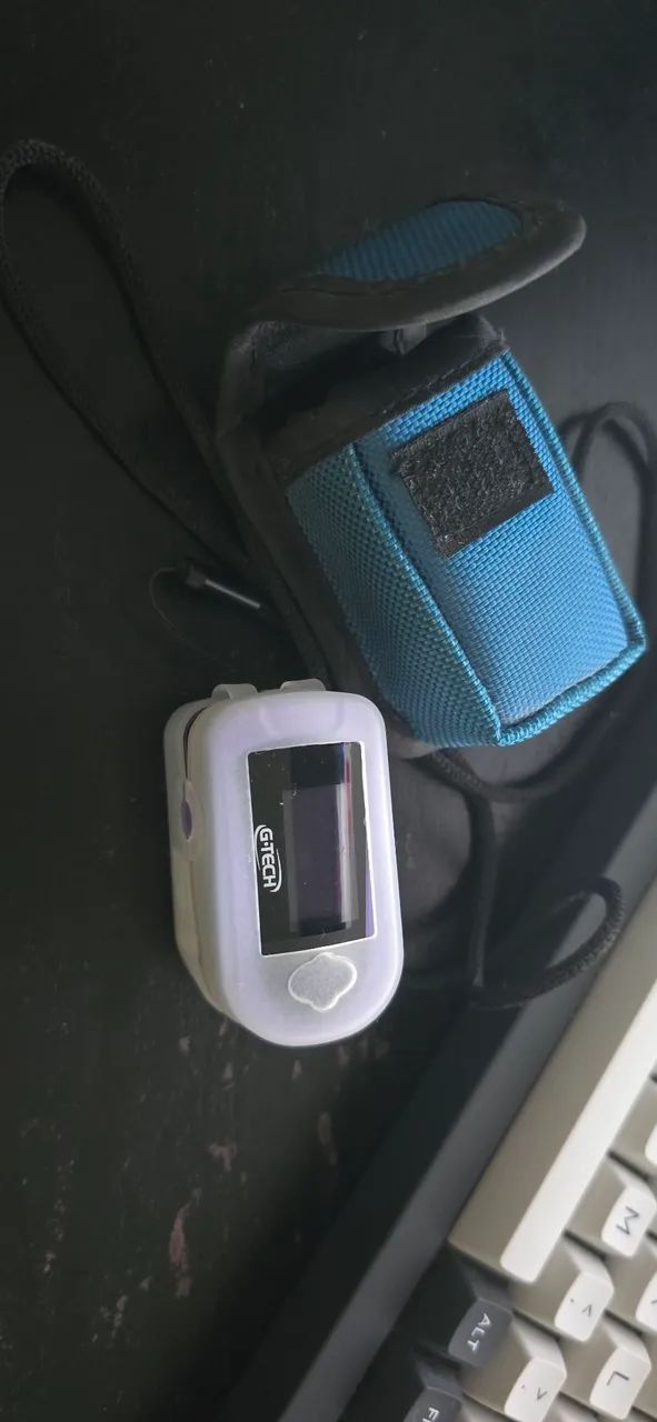 Oxímetro com case G-TECH