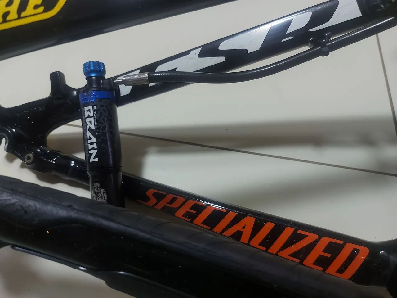 Quadro Specialized Epic carbon 26/27.5 Tam.17 /fox kashima brian