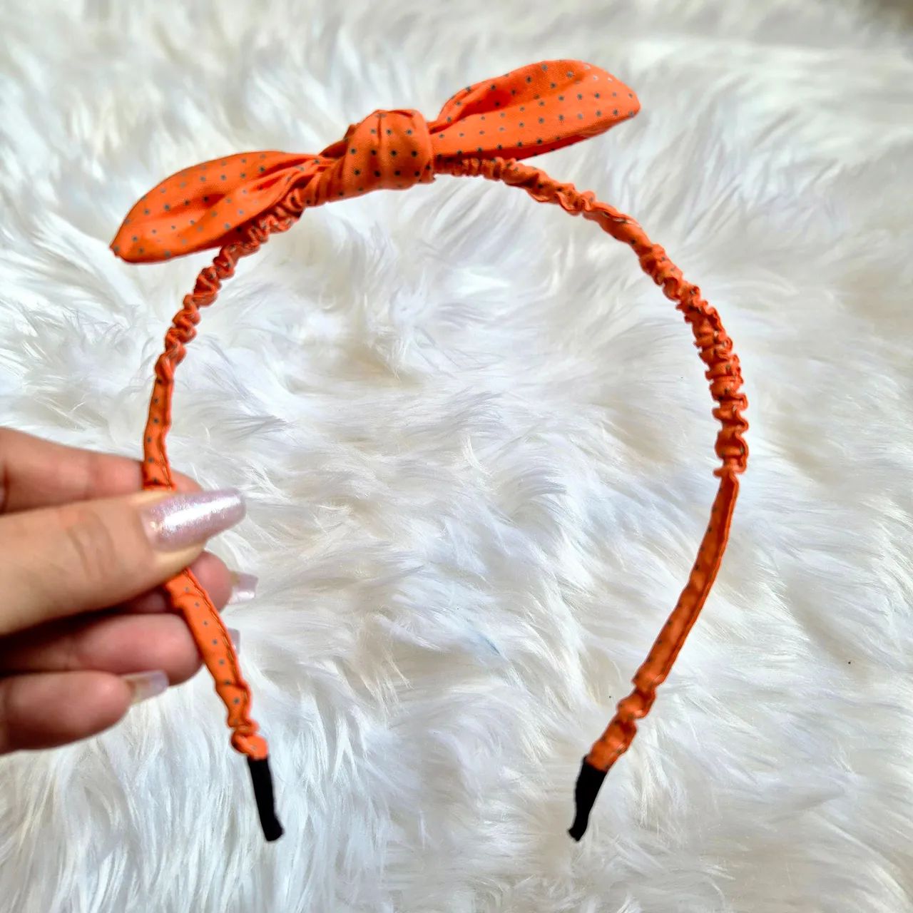 Tiara de cabelo em tecido poá - Foto 4
