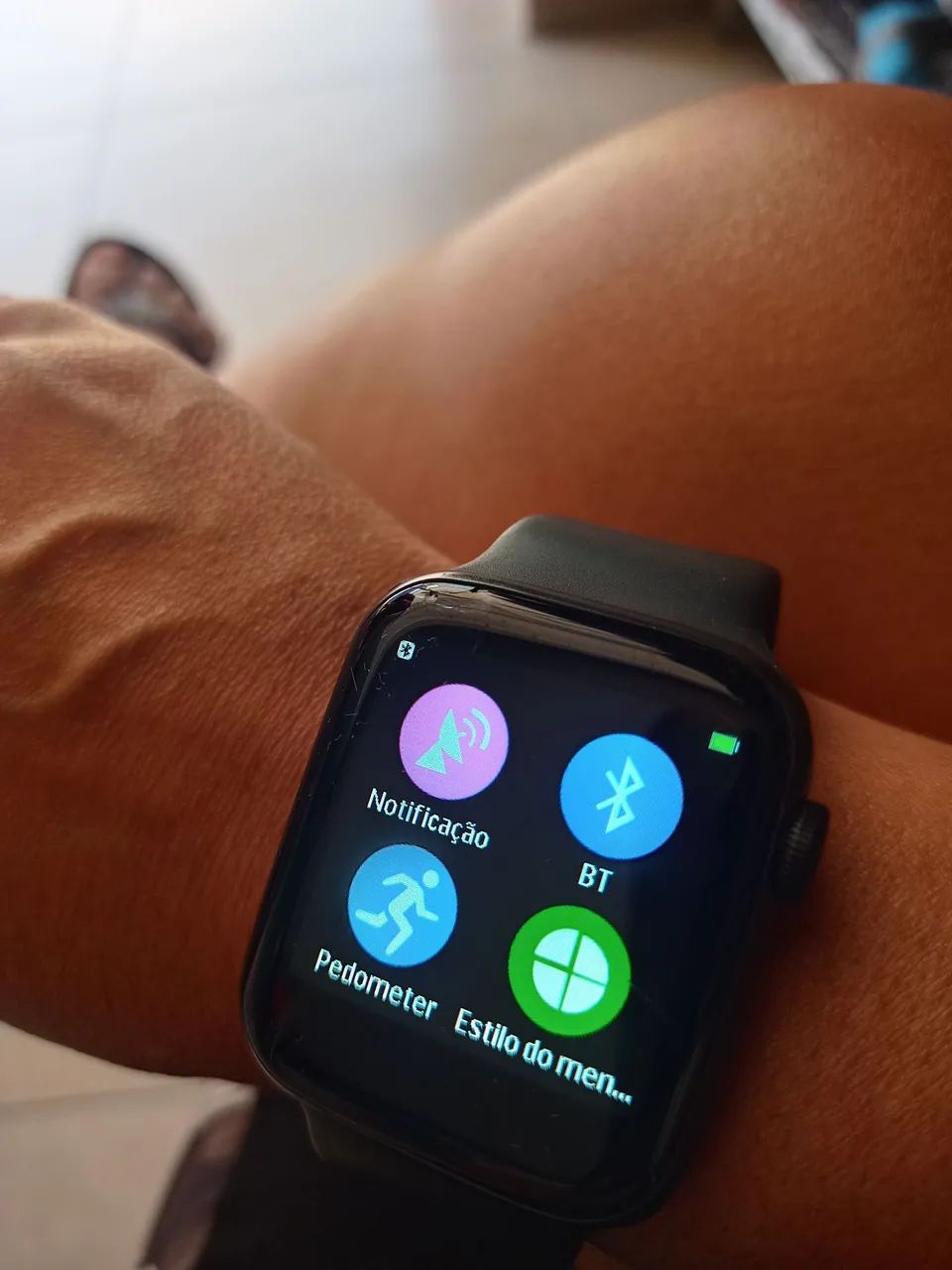 Smartwatch com funções de chamada e mensagens - Foto 3