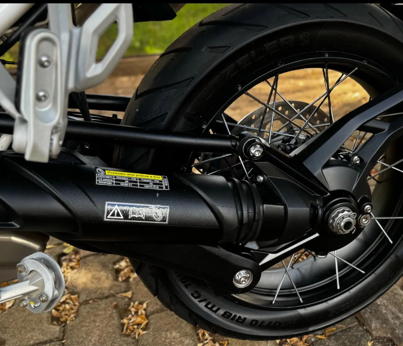 Triumph Tiger 1200 Rally Pro  - Foto 2