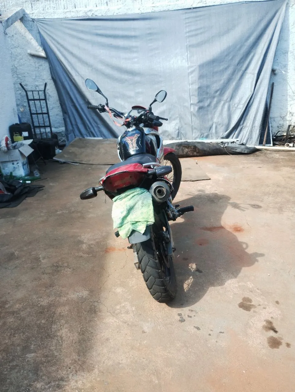 Falcon 400cc 2004 ?