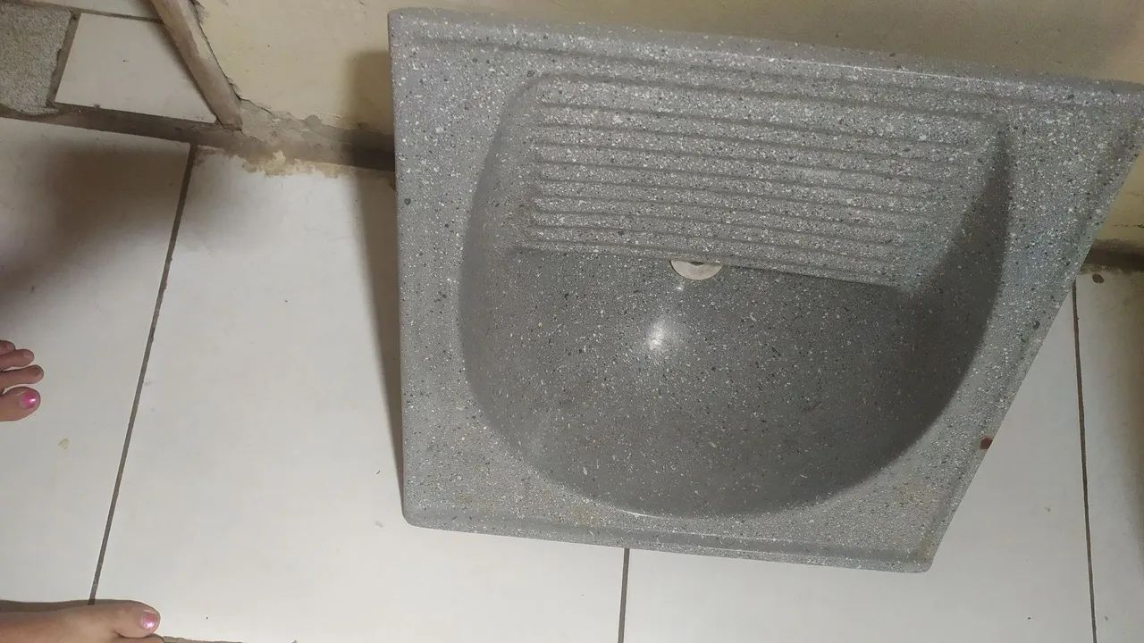 Pia tamanho 50 por 50 