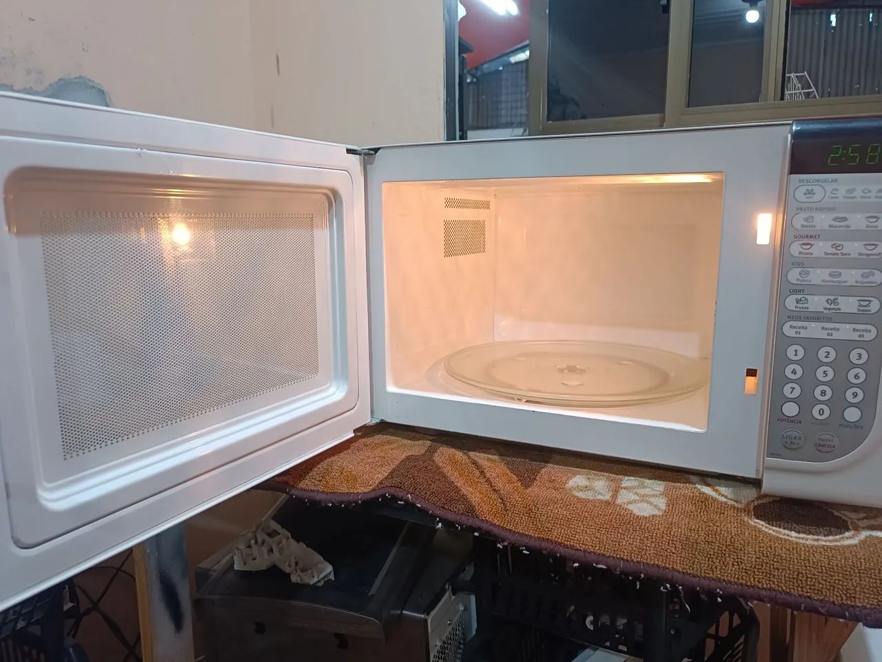 Microondas Electrolux 31 Litros 127v - Foto 3