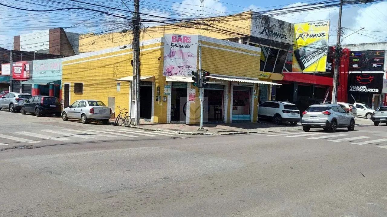 Venda - Prédio Comercial na Esquina Mais Cobiçada do Siqueira Campos!