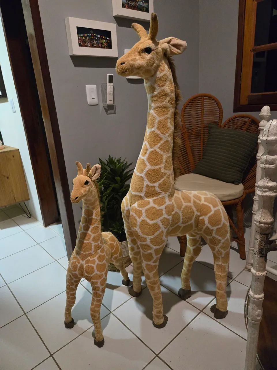 Para de girafas grande decoração  - Foto 3