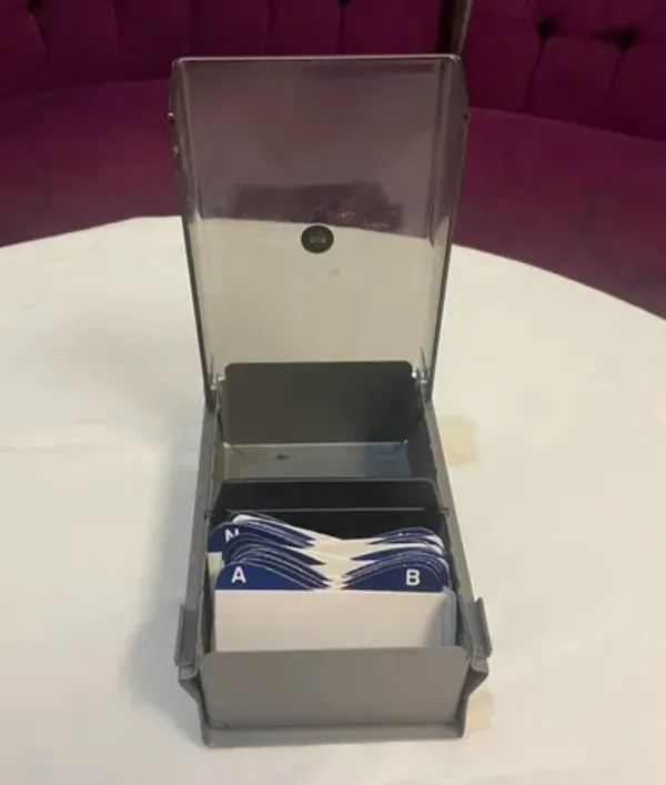 Arquivo de mesa vintage , fichas A Z