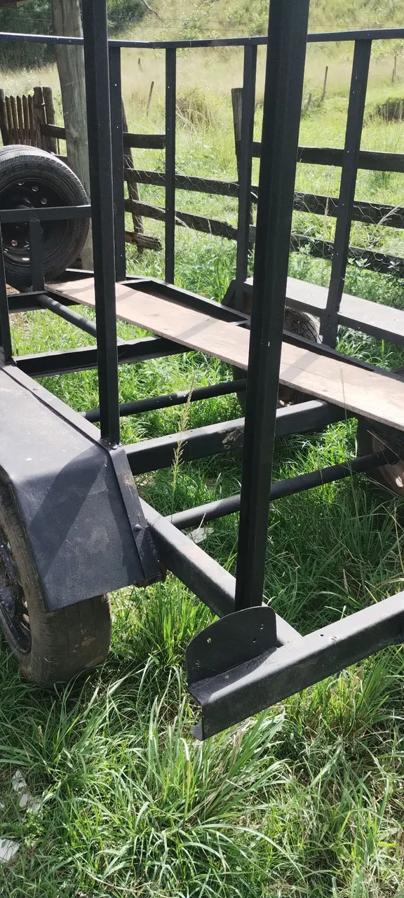 Carreta de reboque para transporte