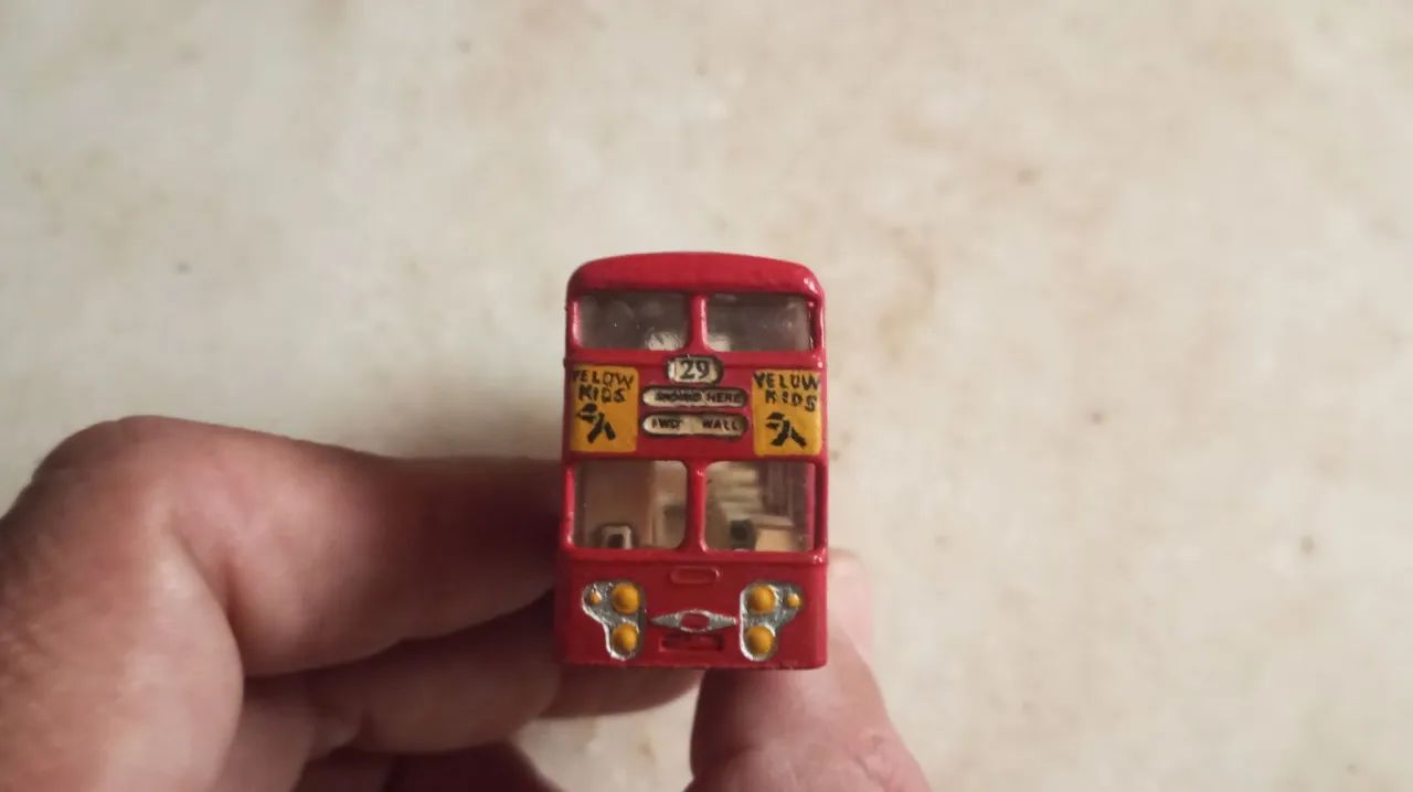 Miniatura de onibus antigo anos 80 matchbox - Foto 3