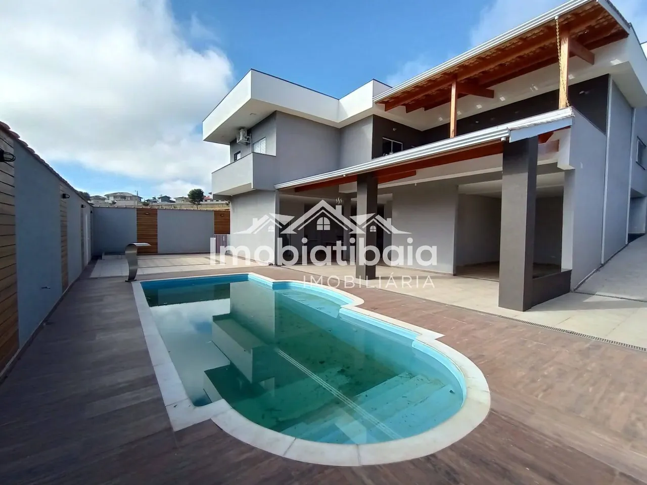 Casa à venda Cond. Residenzialle Toscana - Bom Jesus dos Perdões - 670m²