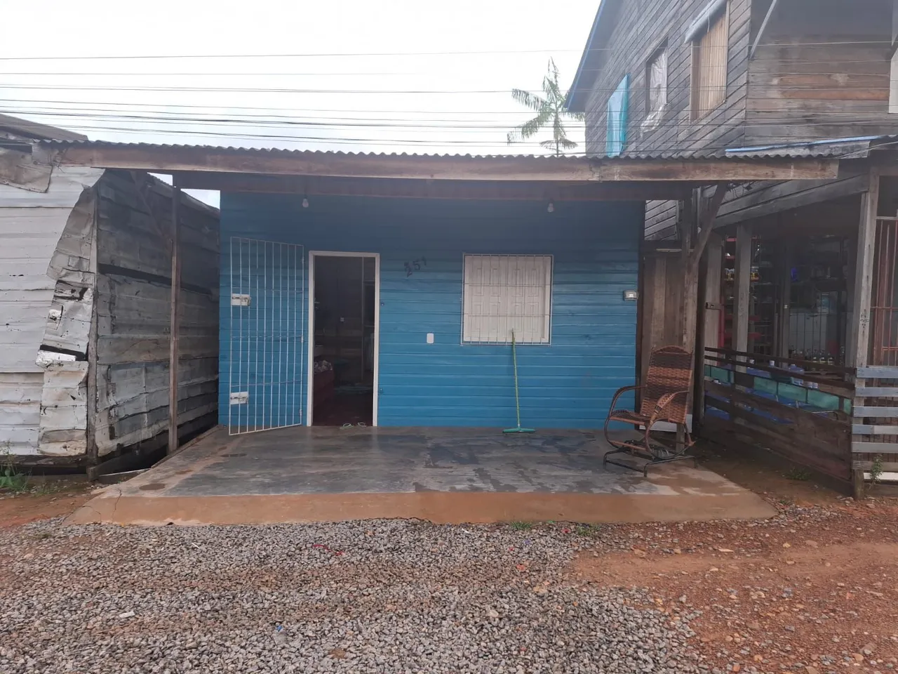 Vendo uma casa no começo do bairro zerão 
