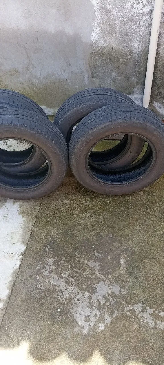 Pneus