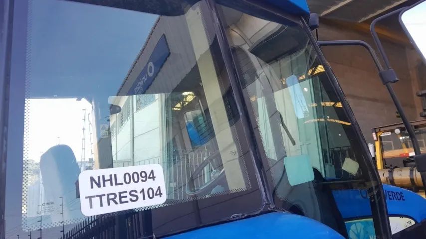 Trator New Holland TL75 75cv ano 2011  - Foto 7