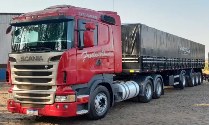 Scania R440 e G440 6x2 2 unidades