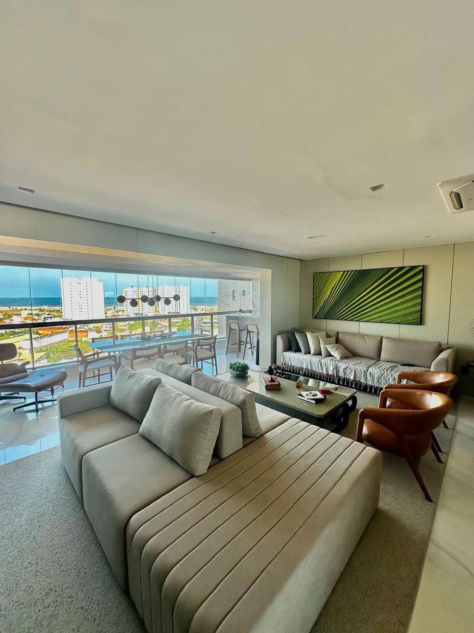Apartamento Padrão no Condomínio Marinas Art Residence   com 168m² ,3 vagas , Atalaia, Ata