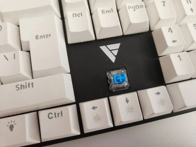 Teclado mecânico avro force one swtich azul64842049163521122