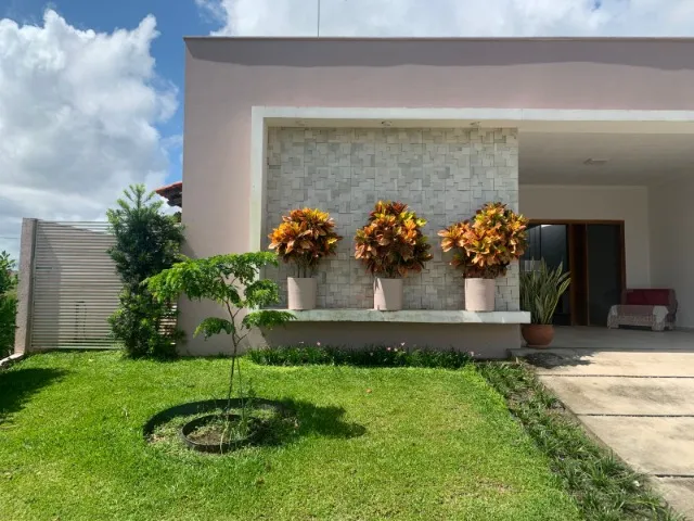 Condomínio Jardins Marselha, Linda casa térrea 3/4 sendo 1 suite, piscina.