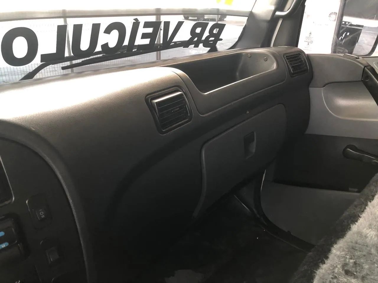 Caminhão Mercedes-Benz Accelo 815 ano 2012 - Foto 14