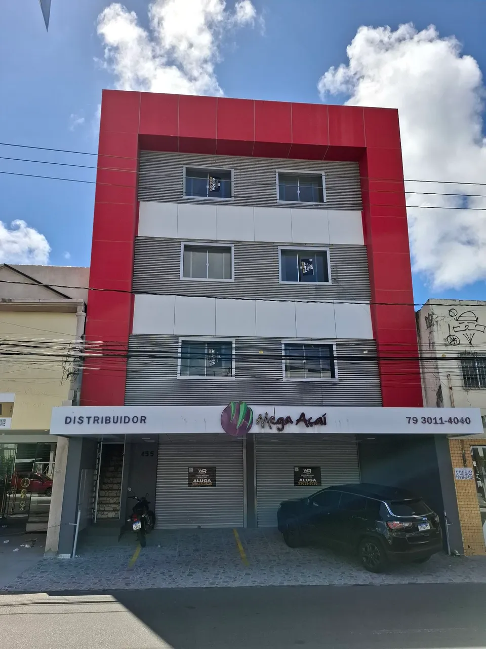 Alugo uma Loja Terrea e varias salas individuais com WC