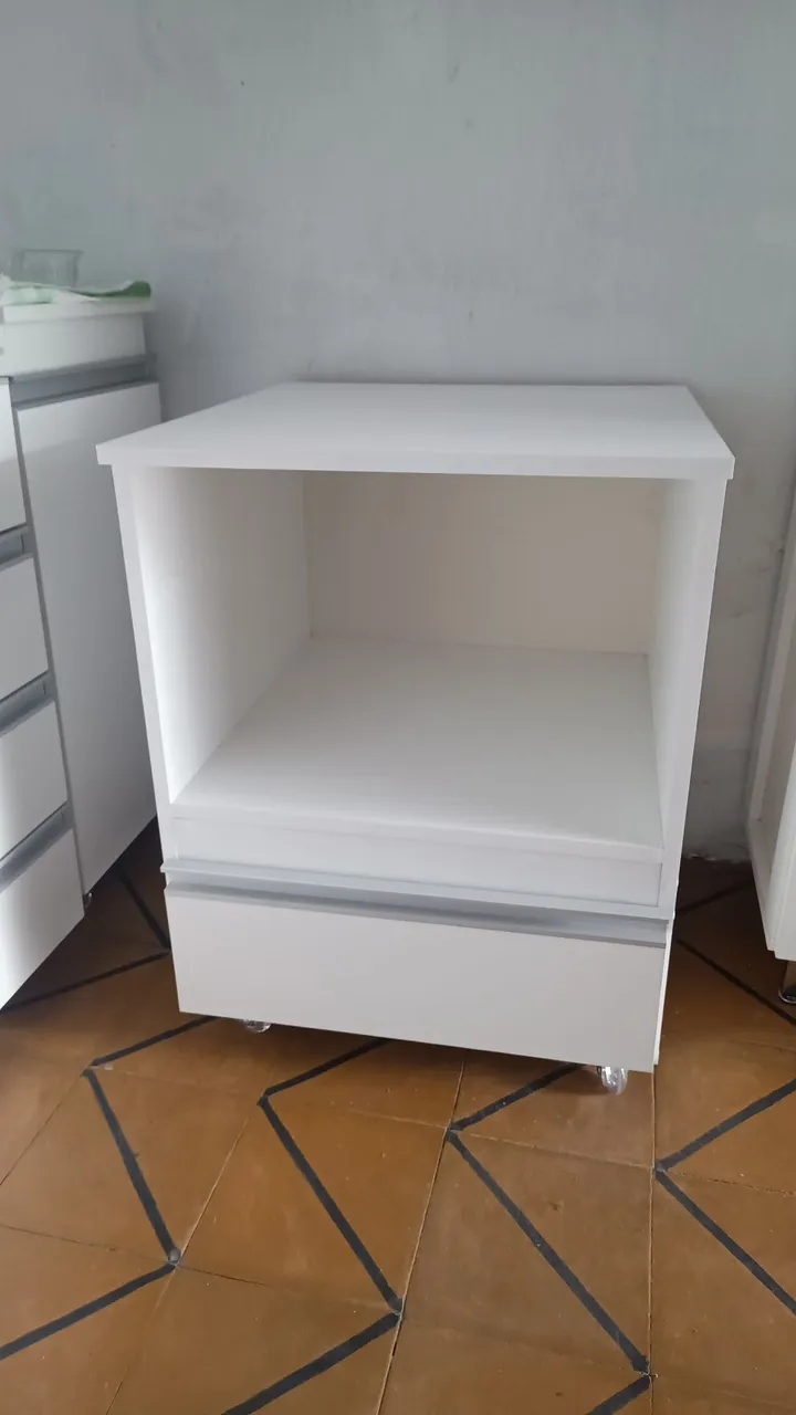 Móvel Organizador Branco com Gaveta