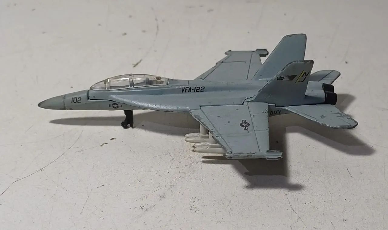 Miniatura de avião F/A-18 Super Hornet