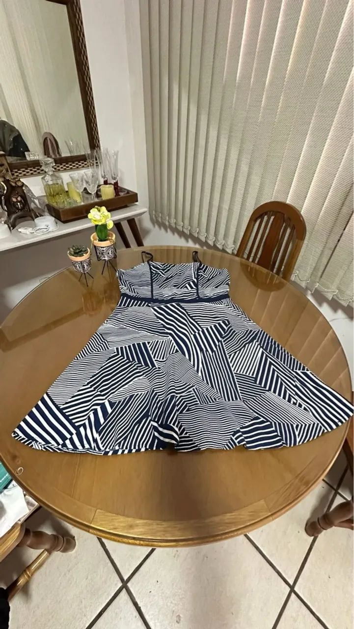 Vestido Estampado Elegante - Foto 2