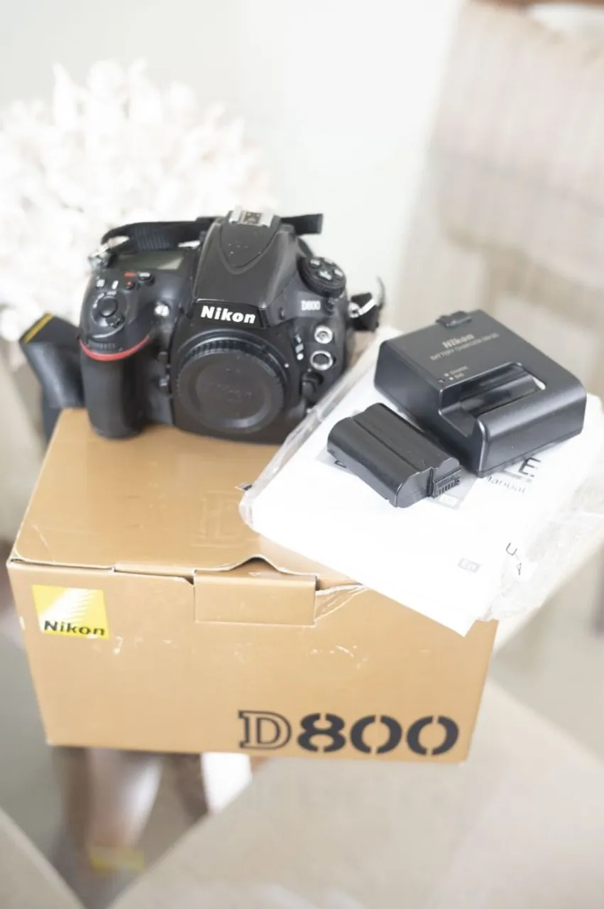 Nikon D800 - Câmera DSLR Profissional Completa!